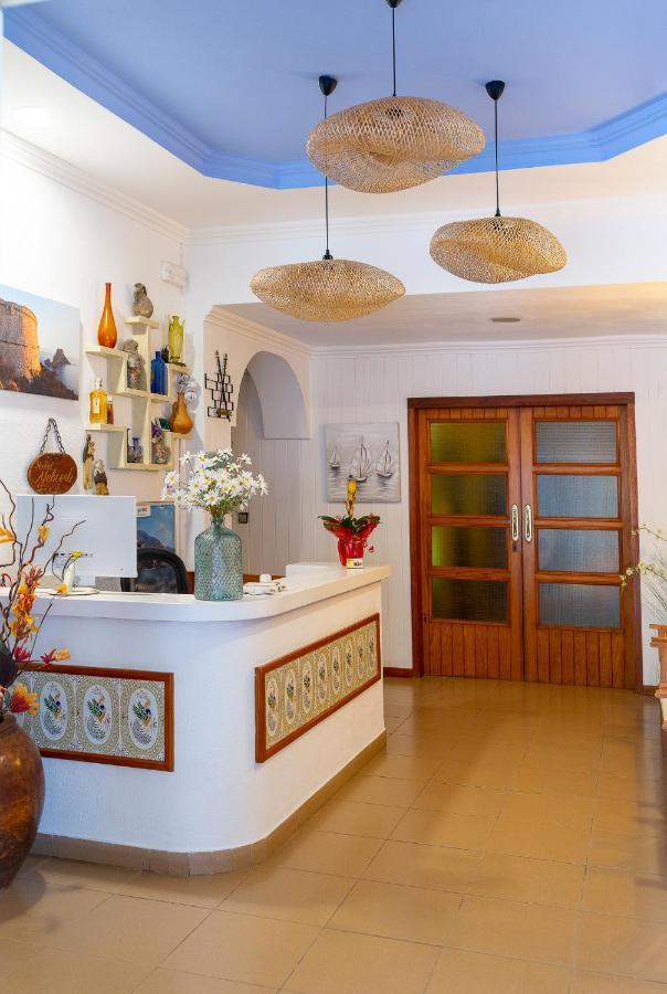Hostal Yebisah Santa Eularia des Riu Exterior photo